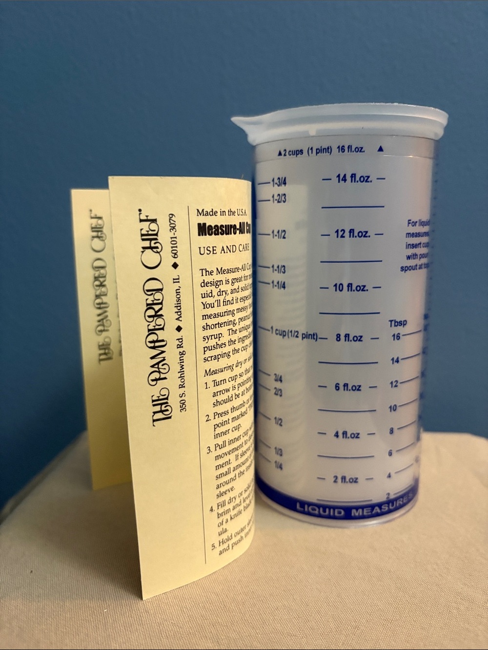 The Pampered Chef Clear Measuring Cup for Solids and Liquids